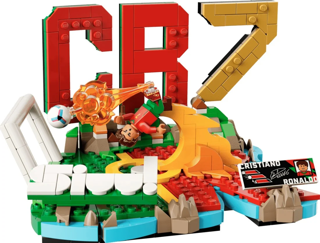 LEGO® EDITIONS FIFA AND SOCCER SETS